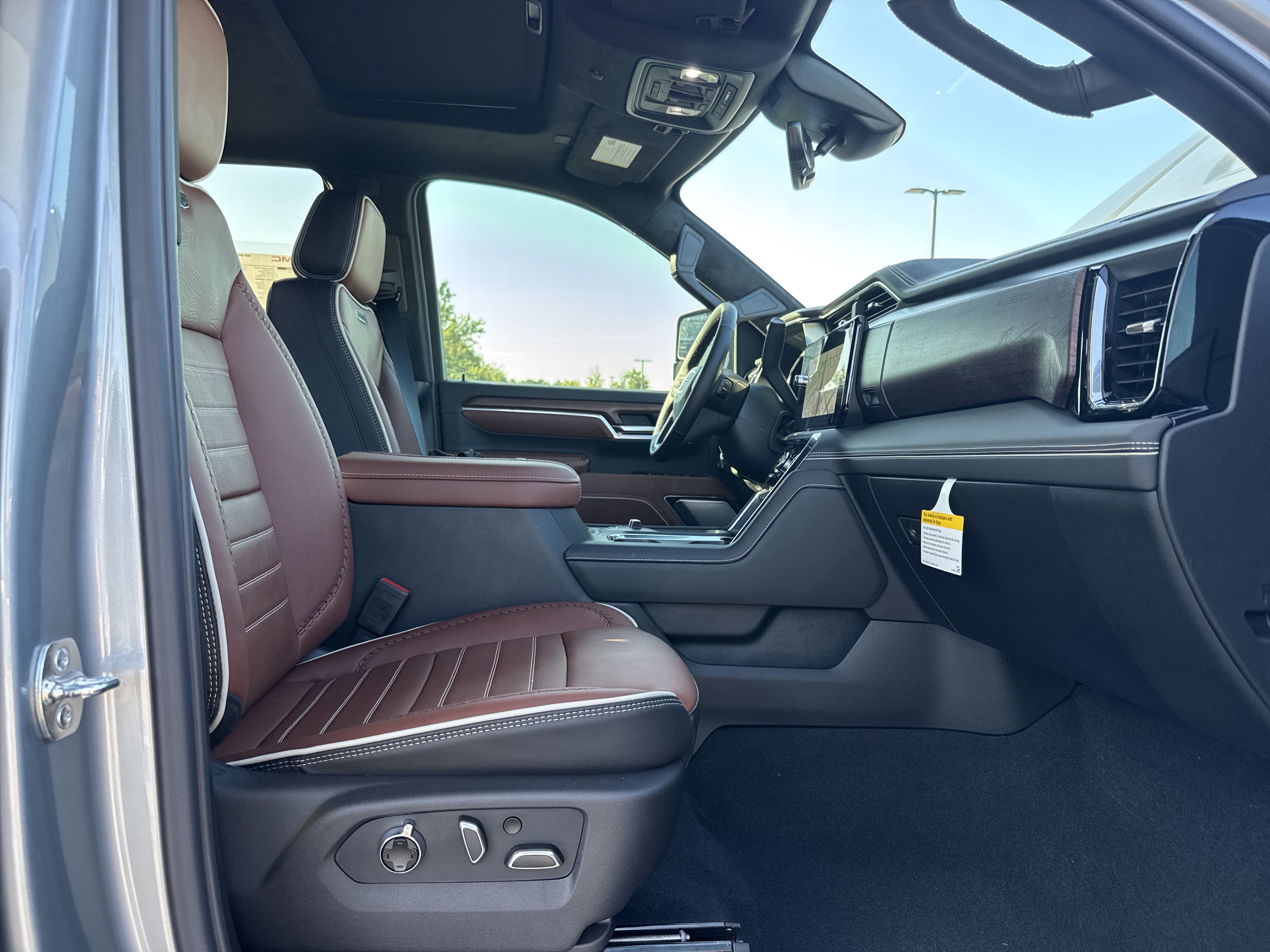 New 2026 GMC Sierra 2500 Denali Ultimate AWD/4WD image 32