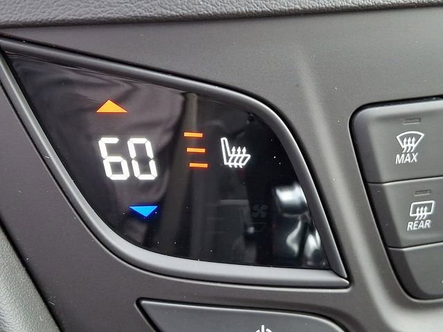 Used 2019 Buick Envision Essence image 36