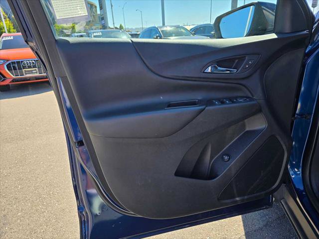 Used 2022 Chevrolet Equinox LT FWD image 19