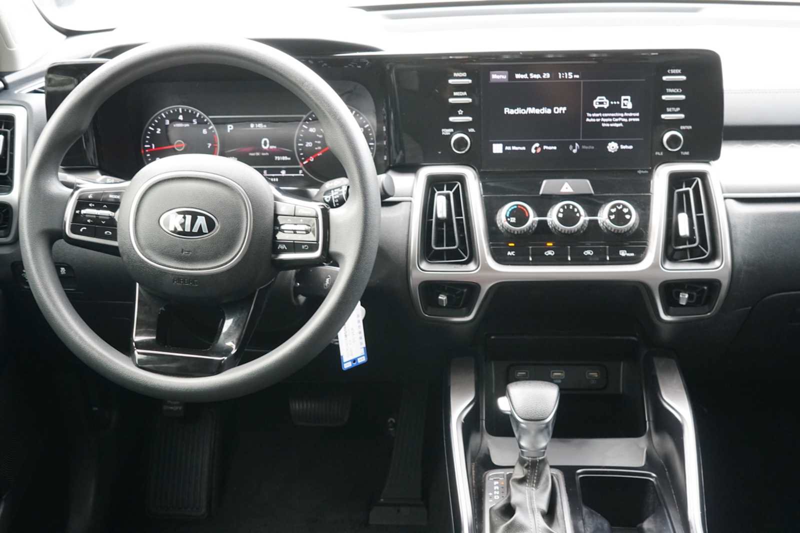 Certified 2021 Kia Sorento LX FWD image 21