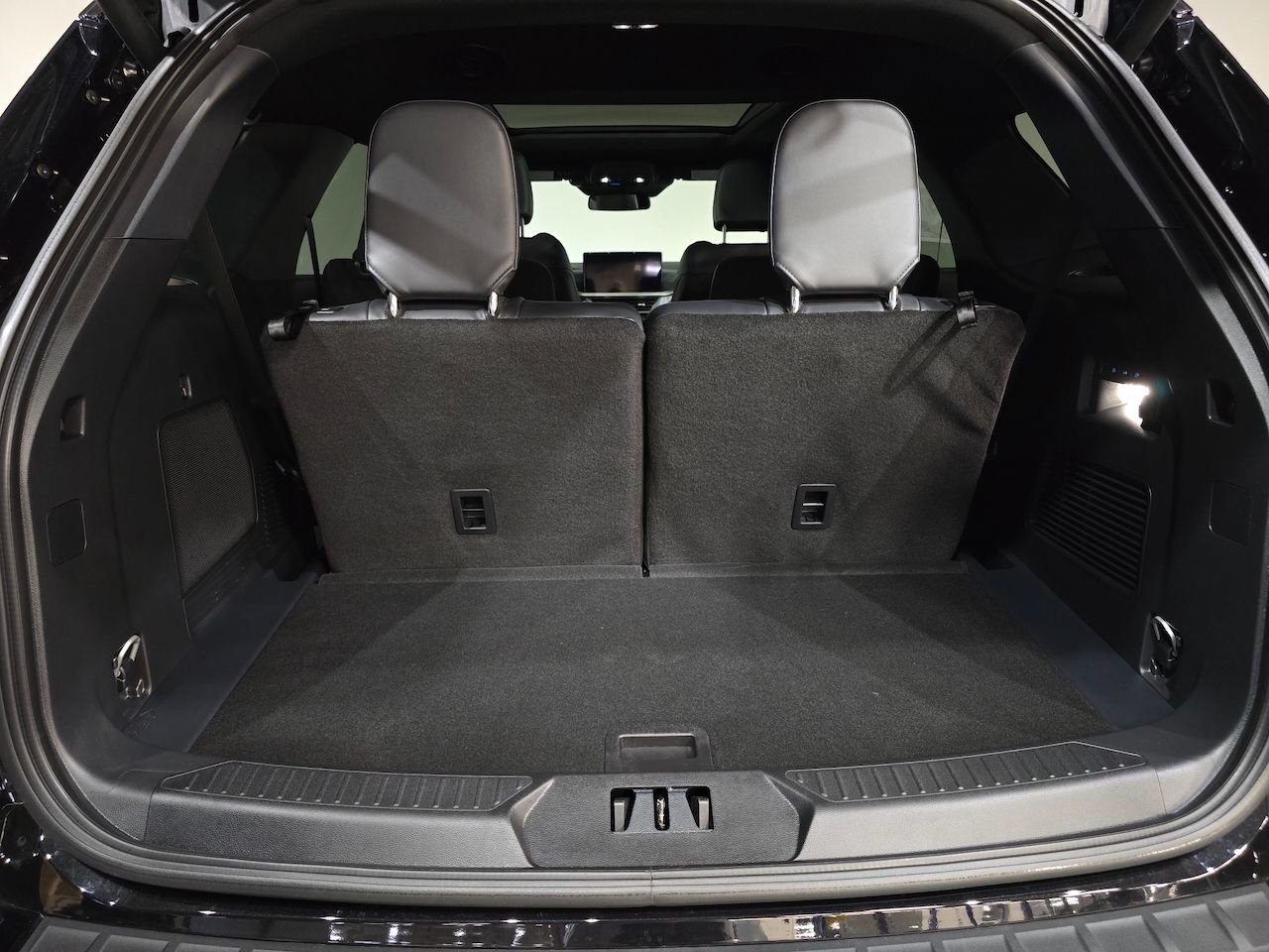 New 2026 Ford Explorer ST image 12