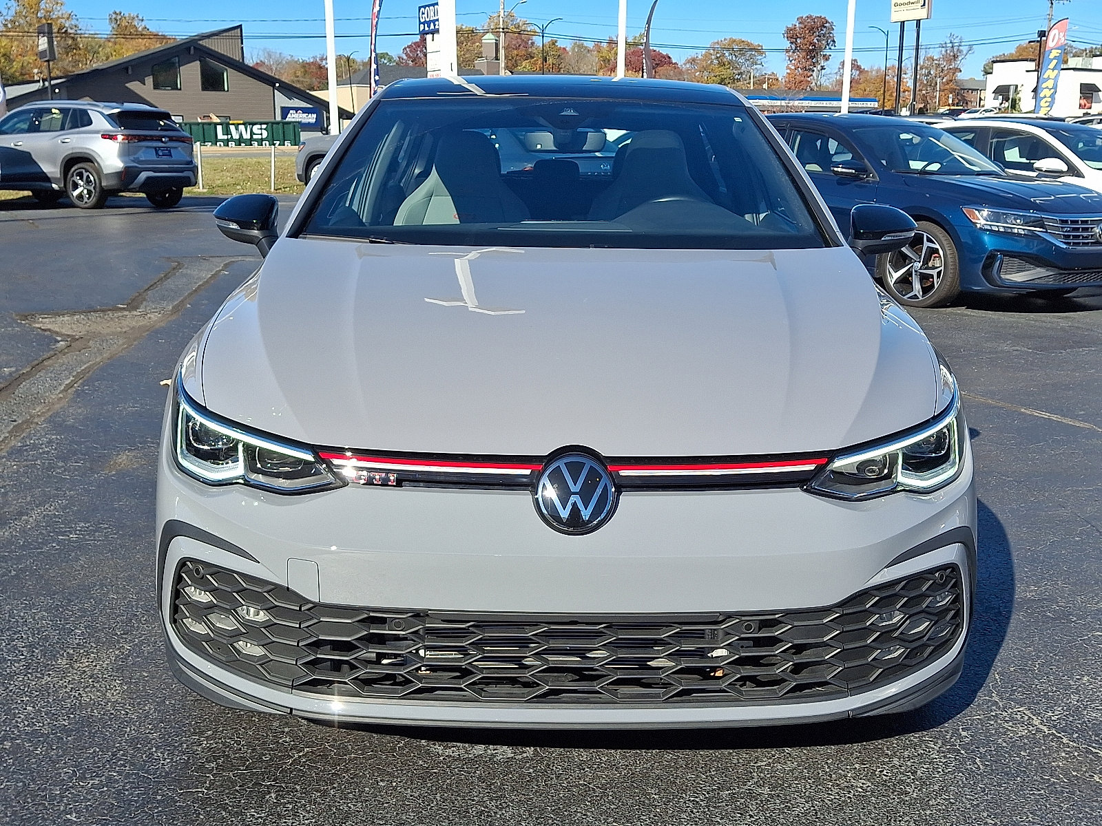 Used 2024 Volkswagen GTI SE image 2