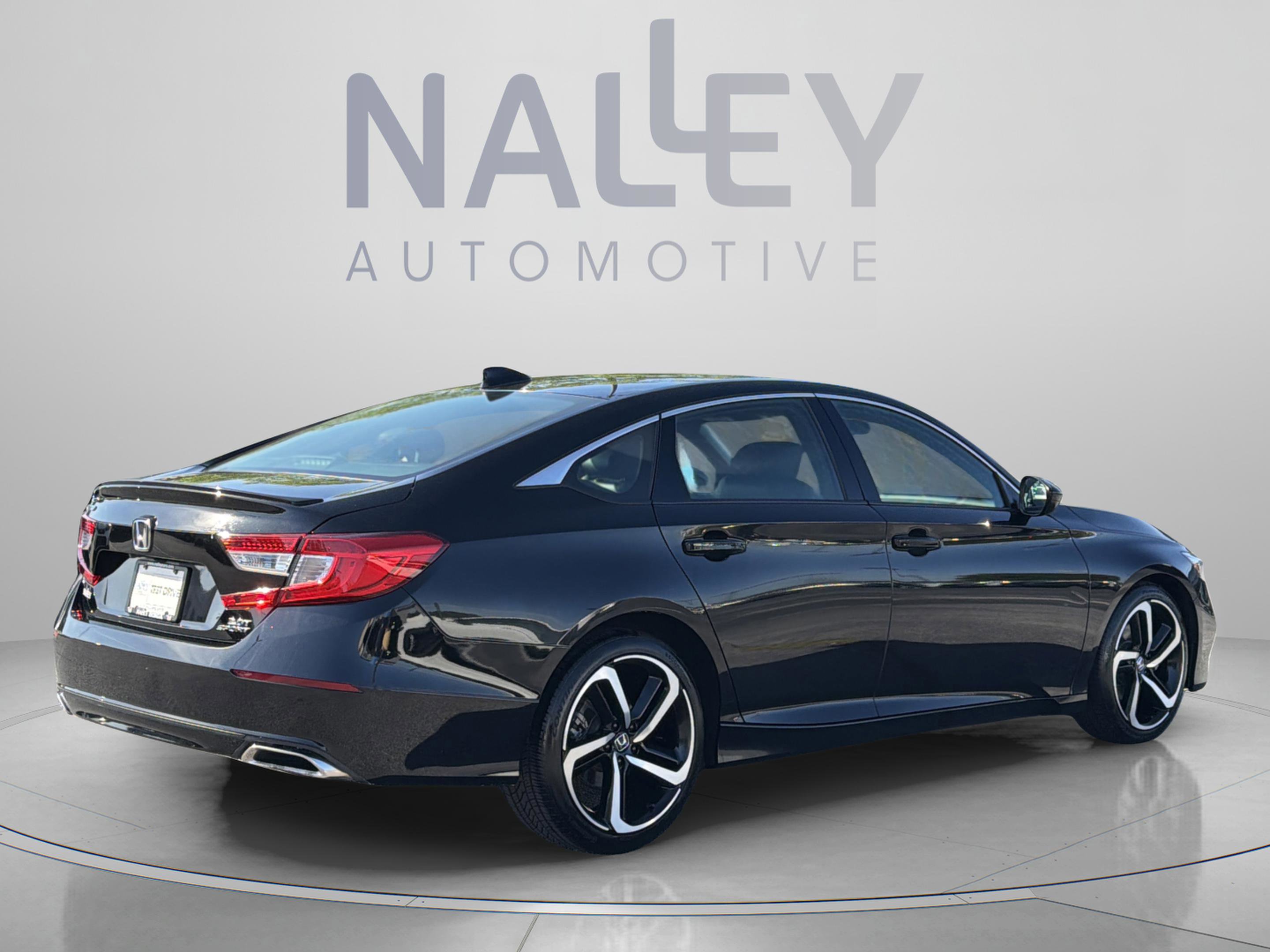 Used 2019 Honda Accord Sport image 5