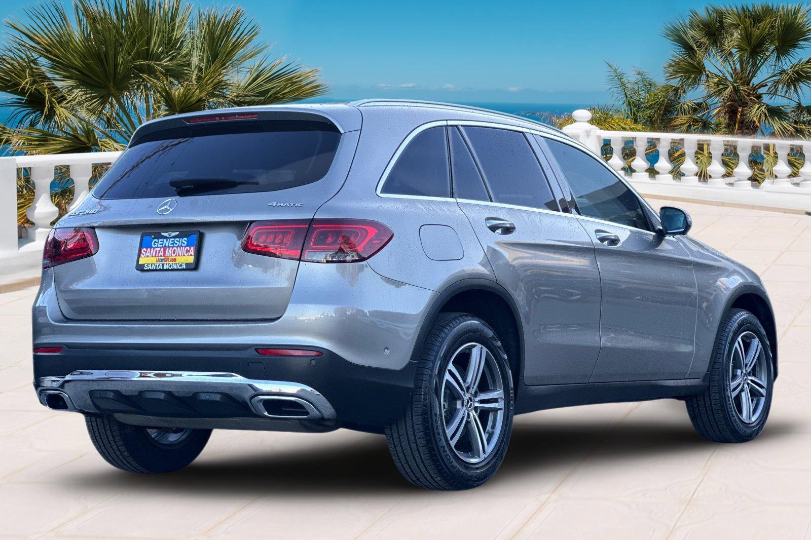 Used 2020 Mercedes-Benz GLC 300 4MATIC image 4