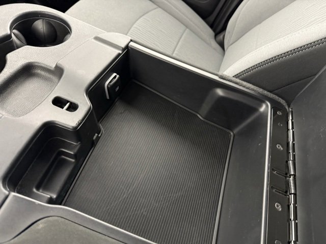 Used 2024 RAM 3500 Big Horn image 22