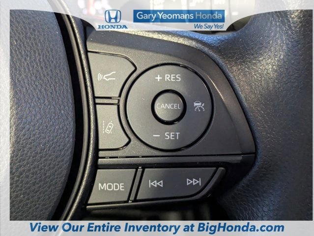 Used 2022 Toyota RAV4 XLE image 26