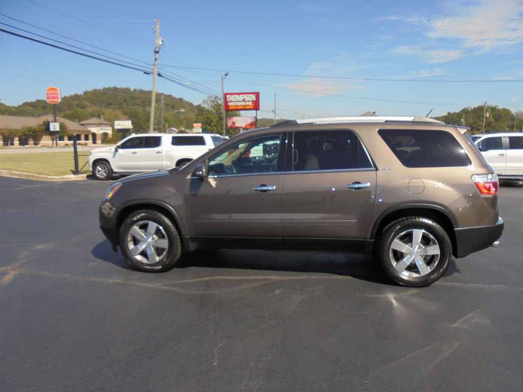 Used 2012 GMC Acadia SLT FWD image 1