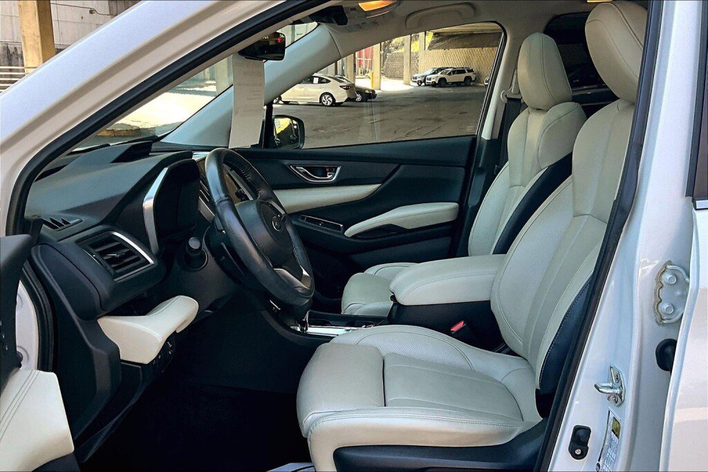 Certified 2023 Subaru Ascent Limited w/ Technology Package image 15
