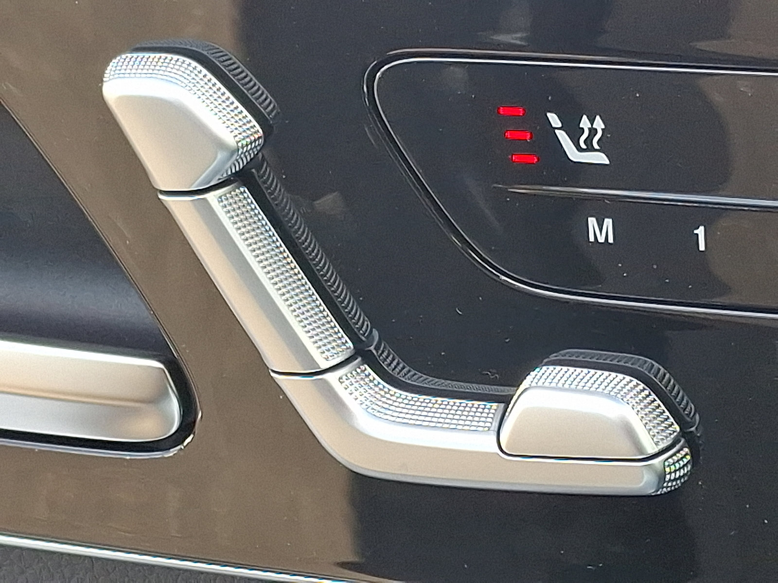New 2026 Mercedes-Benz GLC 300 4MATIC image 18