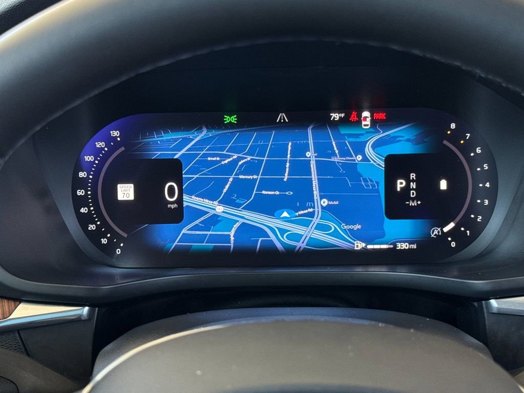 Certified 2023 Volvo XC60 B5 Plus AWD/4WD image 24