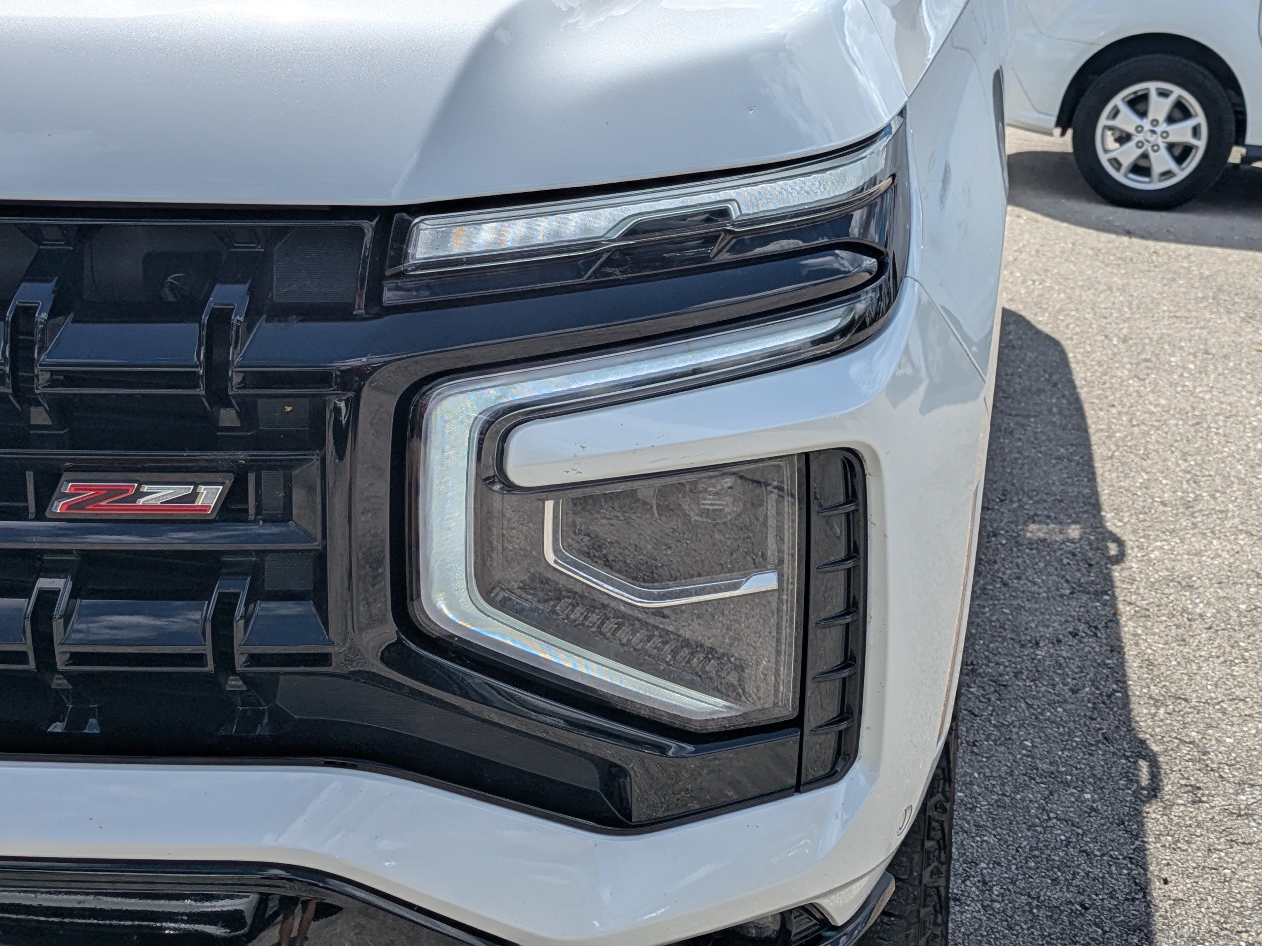 Used 2025 Chevrolet Suburban Z71 AWD/4WD image 10