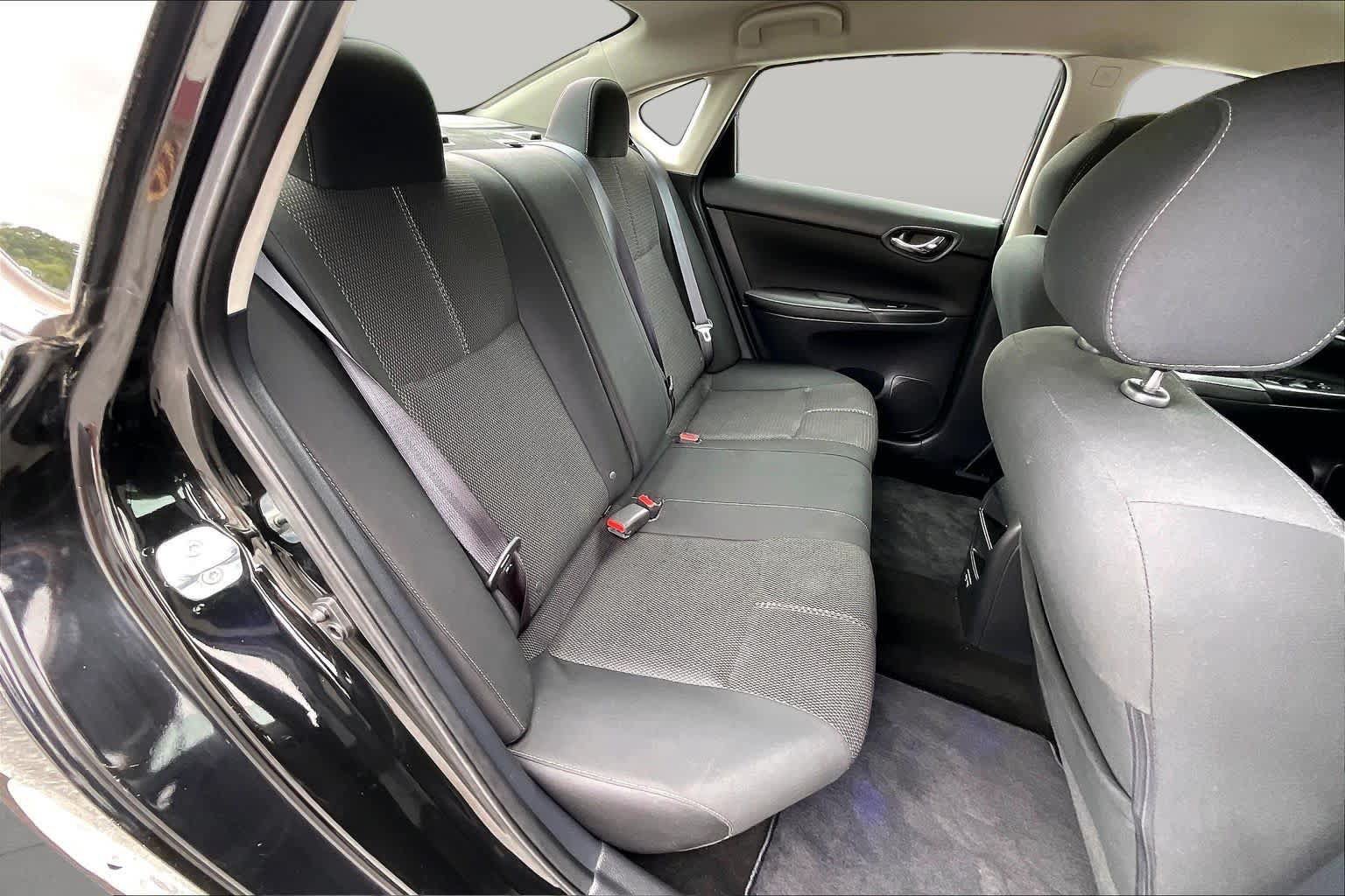 Used 2018 Nissan Sentra S FWD image 17