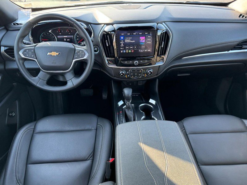 Used 2023 Chevrolet Traverse LT image 12