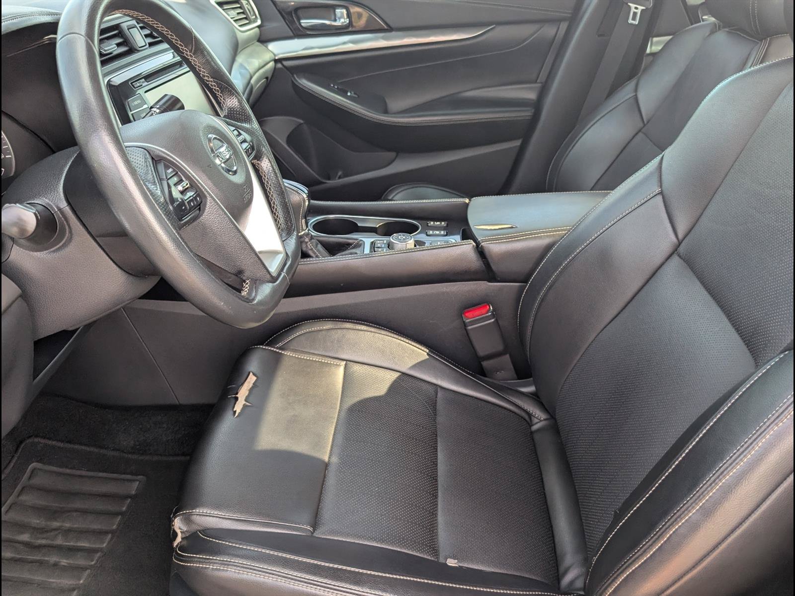 Used 2020 Nissan Maxima 3.5 SL w/ Floor Mat Group FWD image 11