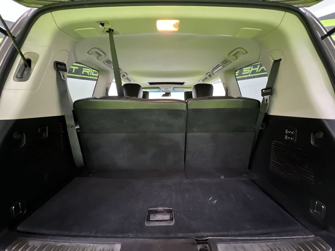 Used 2013 INFINITI QX56 4WD w/ Deluxe Touring Pkg image 30