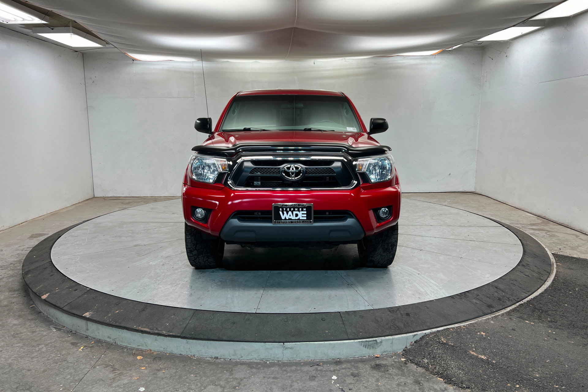 Used 2014 Toyota Tacoma w/ TRD Off-Road Package image 8