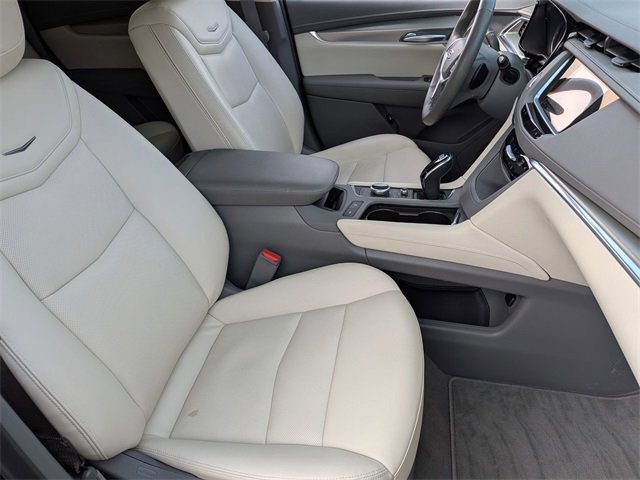 Certified 2024 Cadillac XT5 Premium Luxury w/ LPO, Floor Liner Package image 26