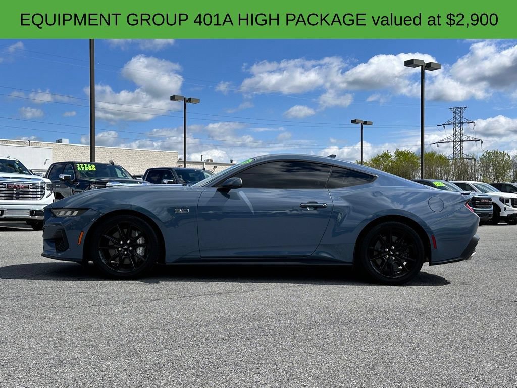 Used 2024 Ford Mustang GT Premium RWD image 3