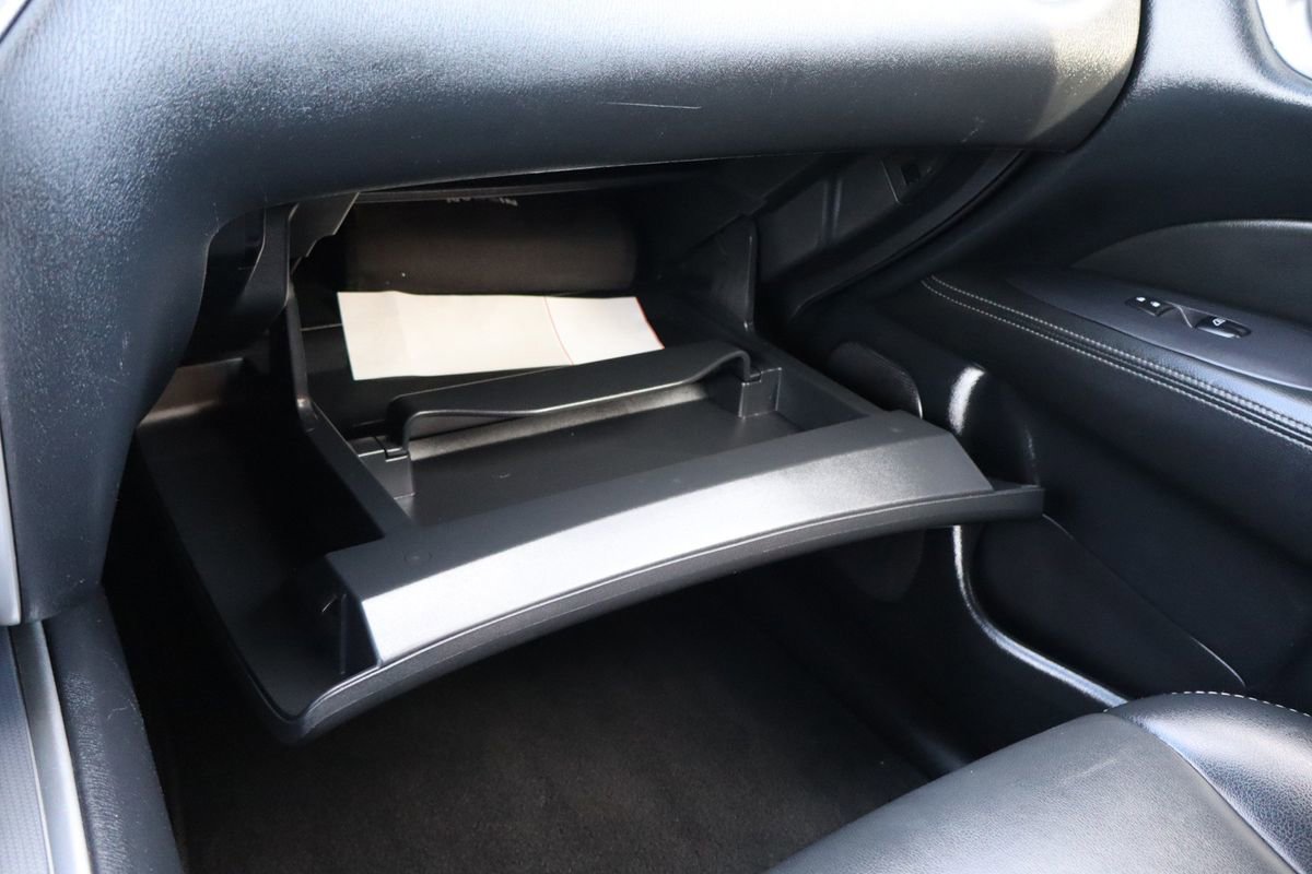 Used 2019 Nissan Pathfinder SL AWD/4WD image 39