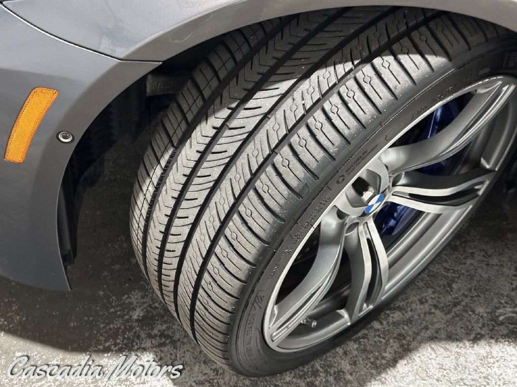 Used 2013 BMW M5 image 36