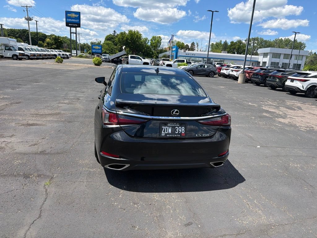 Used 2022 Lexus ES 350 Ultra Luxury w/ Accessory Package 2 FWD image 40