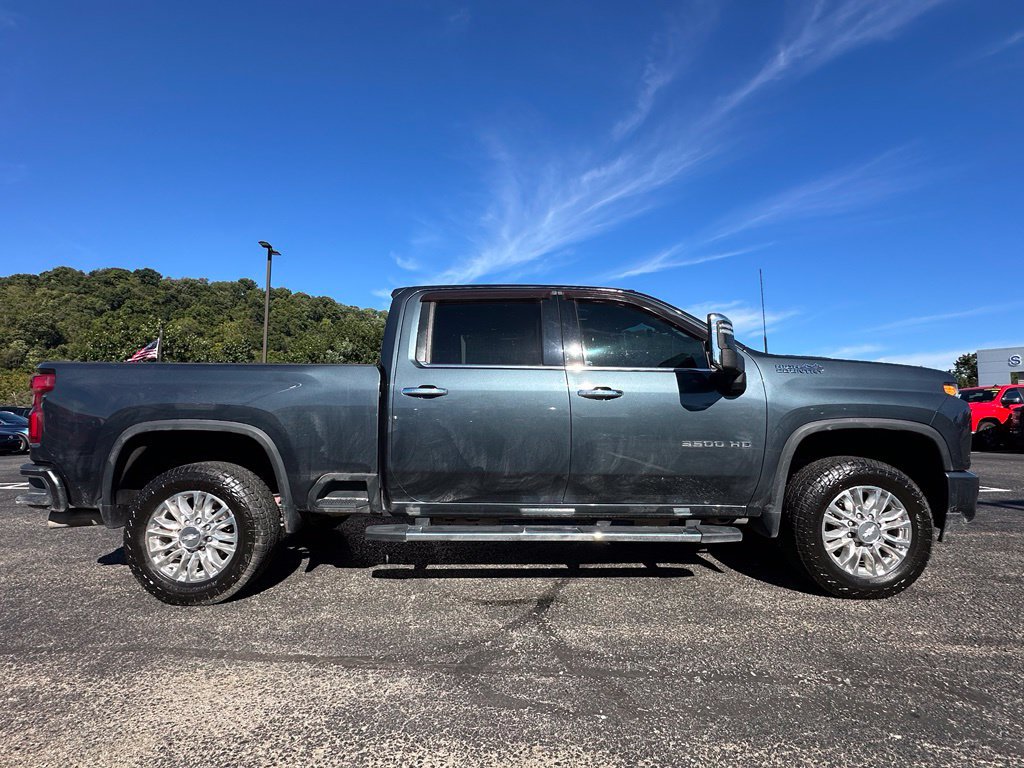 Used 2020 Chevrolet Silverado 3500 High Country w/ Z71 Off-Road Package AWD/4WD image 4