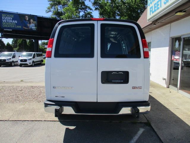 Used 2024 GMC Savana 2500 w/ Driver Convenience Package RWD image 8