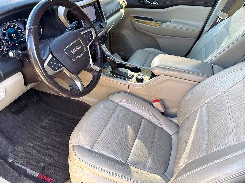 Used 2019 GMC Acadia Denali w/ Technology Package AWD/4WD image 9