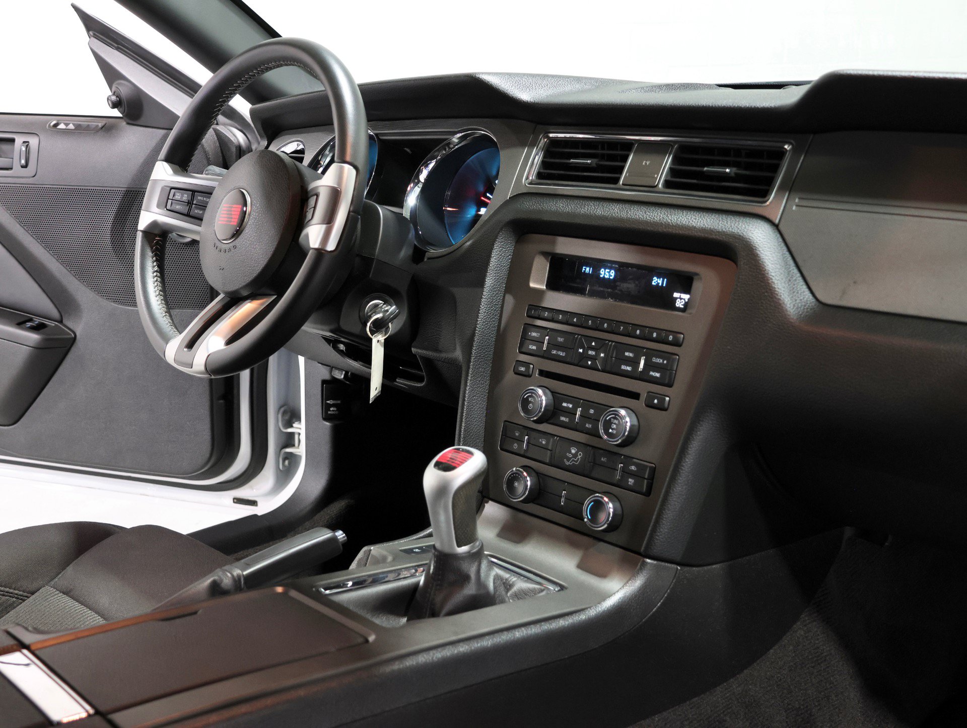 Used 2013 Ford Mustang GT RWD image 65