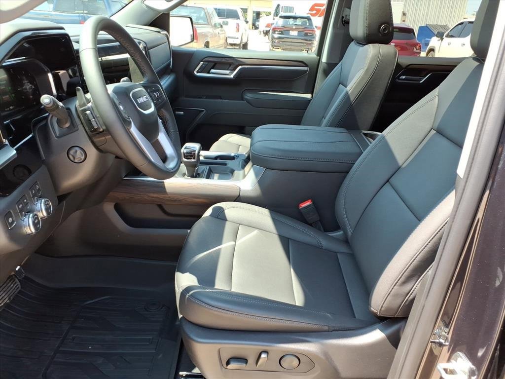 New 2026 GMC Sierra 1500 SLT image 15