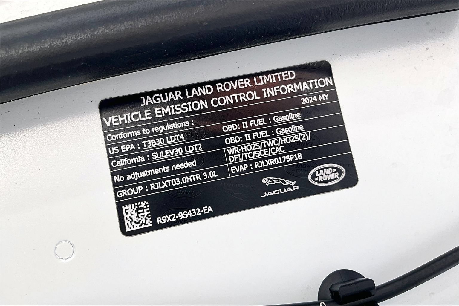 Used 2024 Land Rover Range Rover Long Wheelbase SE AWD/4WD image 31