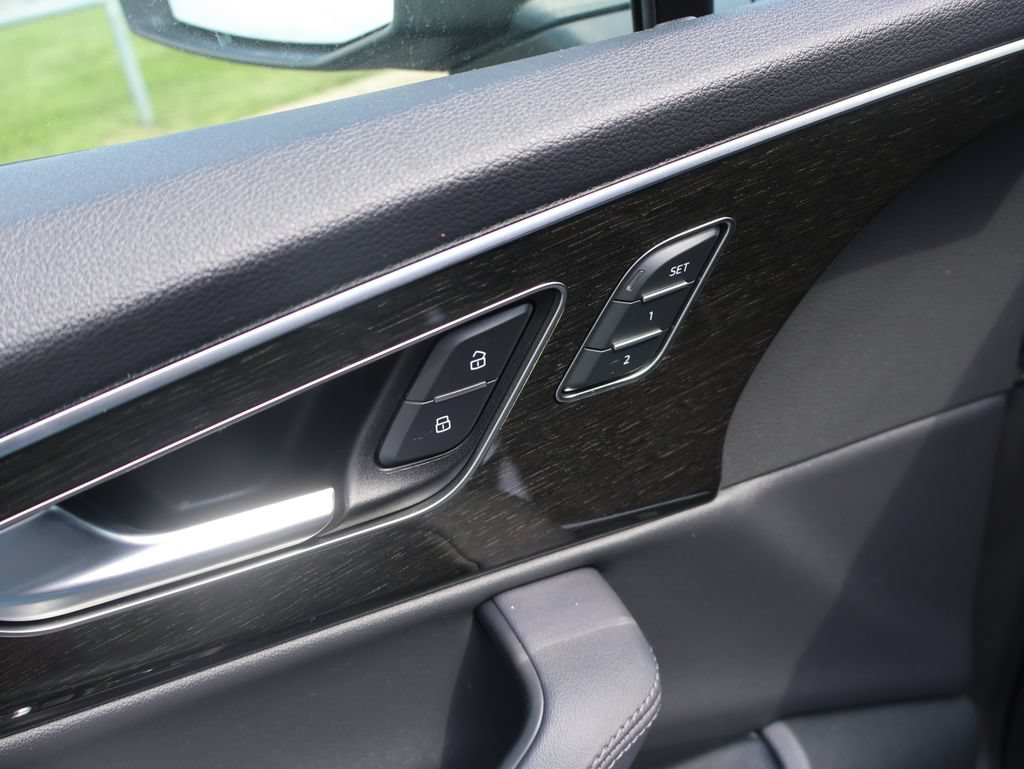 Used 2024 Audi Q7 2.0T Premium Plus AWD/4WD image 19