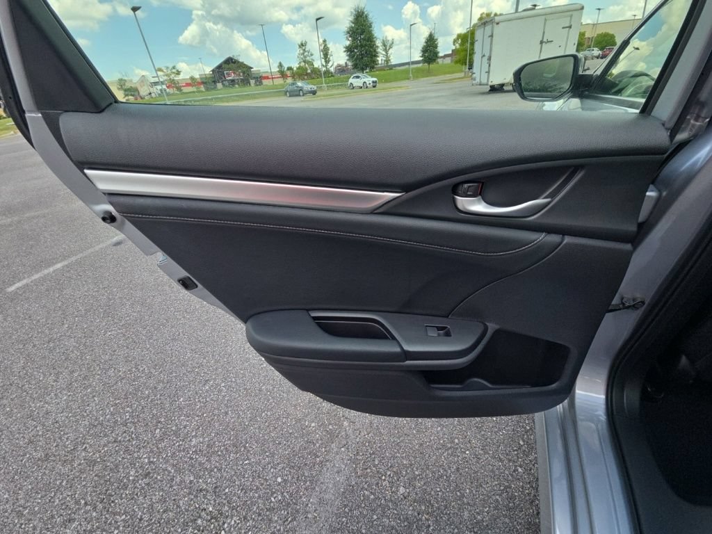 Used 2018 Honda Civic EX-L image 14