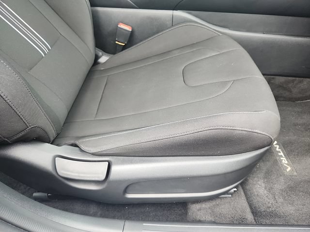Used 2025 Hyundai Elantra Sport w/ Cargo Package FWD image 34