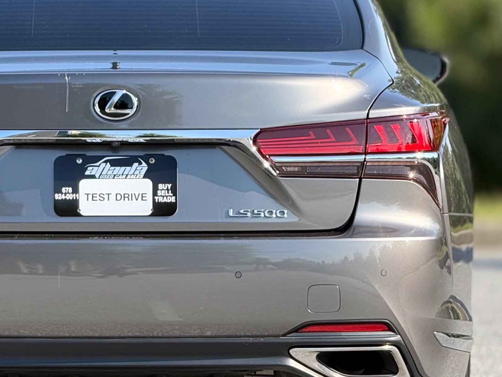 Used 2018 Lexus LS 500 w/ Interior Upgrade Package RWD image 17