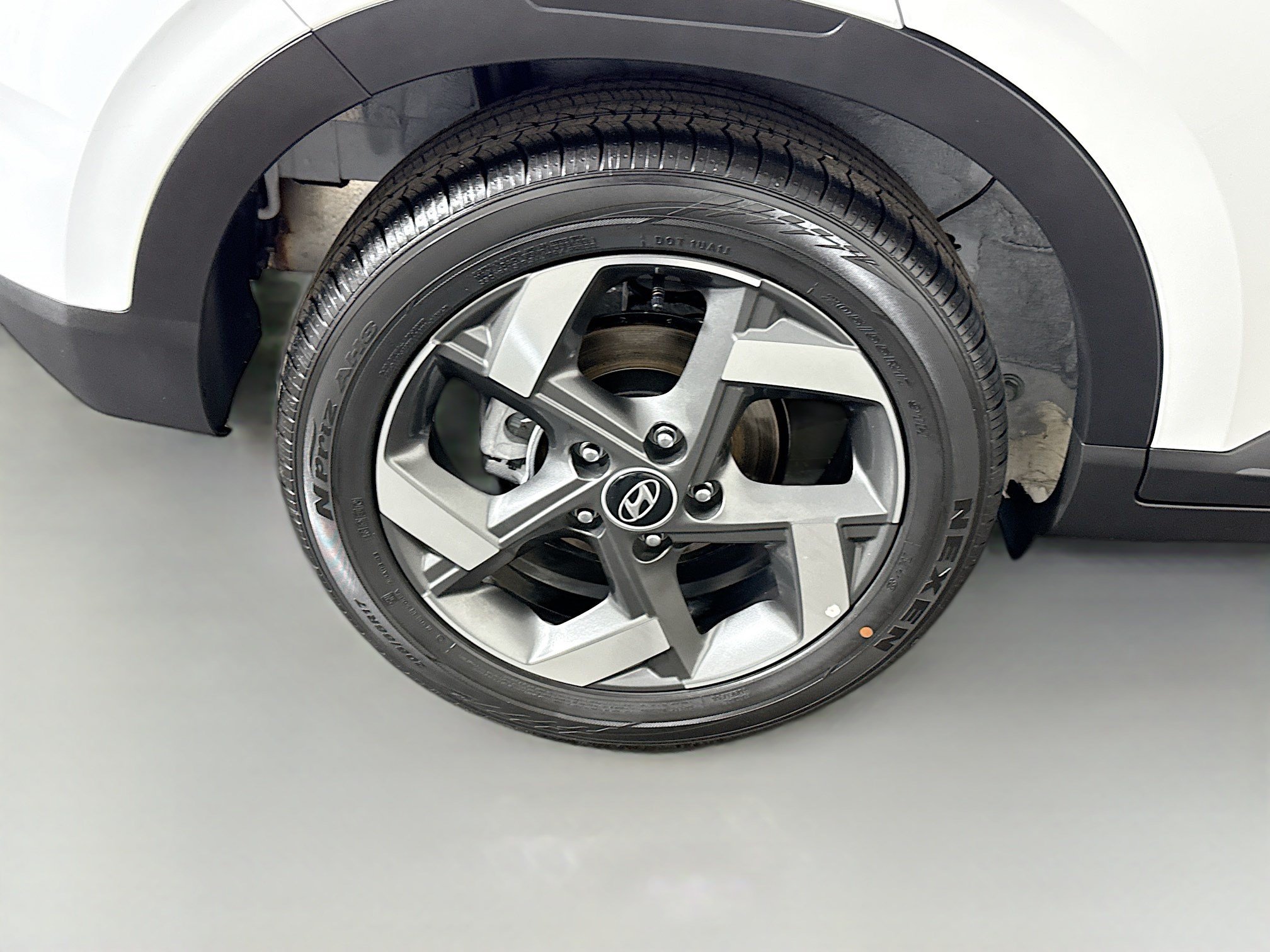 Used 2026 Hyundai Venue SEL FWD image 33