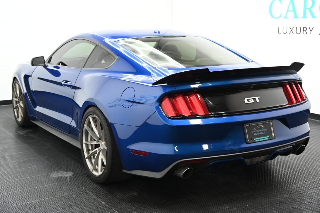 Used 2017 Ford Mustang GT Premium w/ GT Performance Package RWD image 5