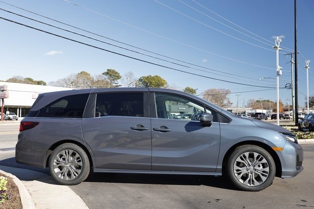 New 2026 Honda Odyssey Touring image 15