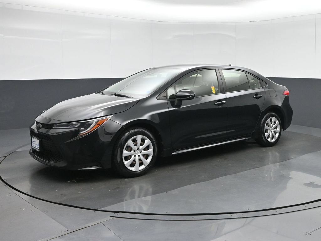 Used 2021 Toyota Corolla LE w/ Carpet Mat Package (TMS) FWD image 3
