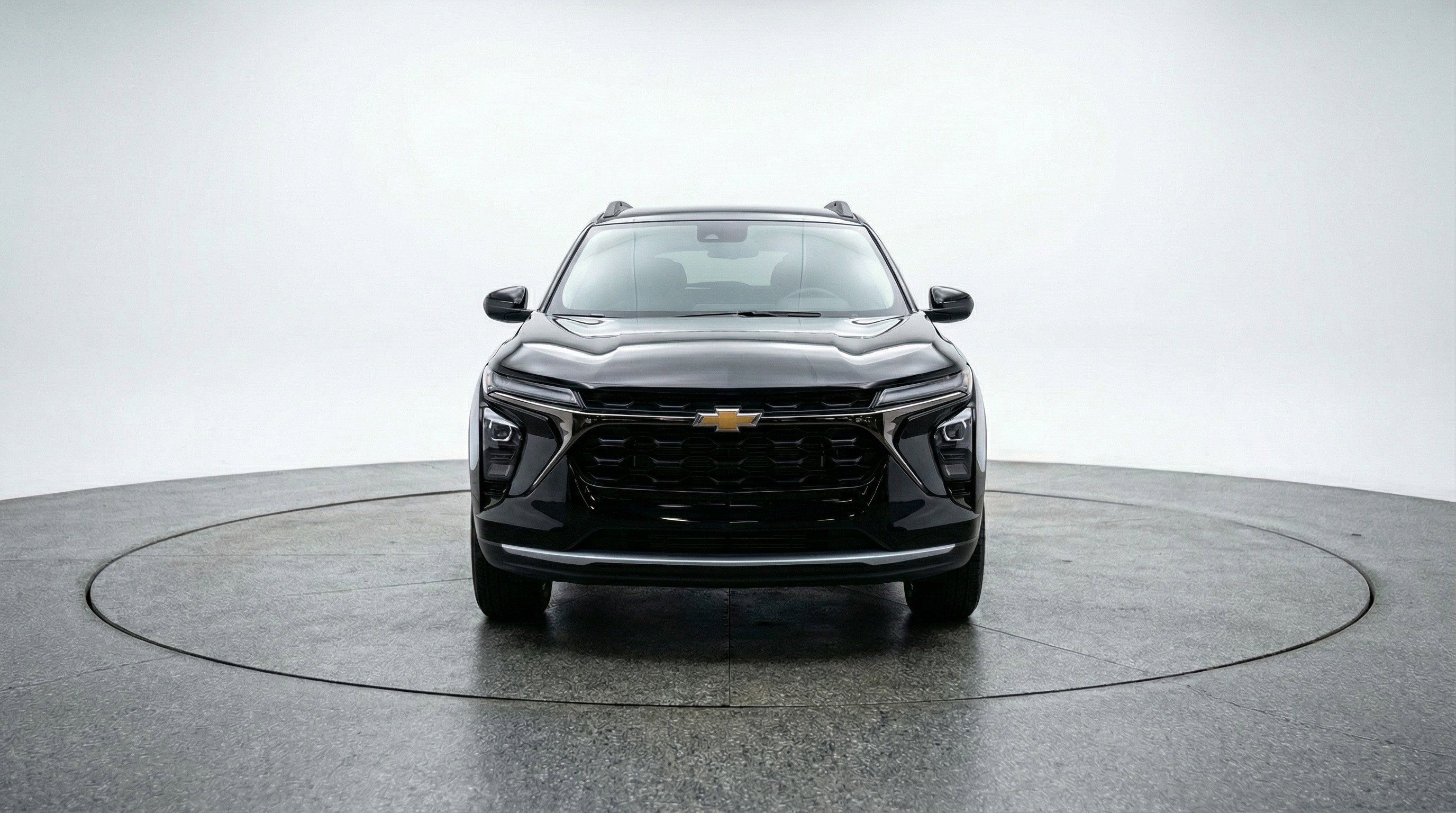 Used 2025 Chevrolet Trax LT w/ LT Convenience Package FWD image 2