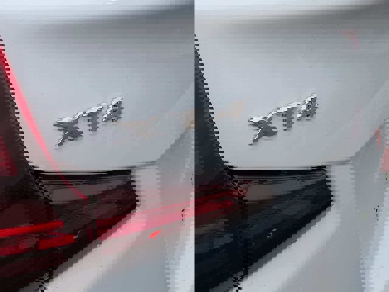 Used 2023 Cadillac XT4 Premium Luxury w/ Cold Weather Package image 12