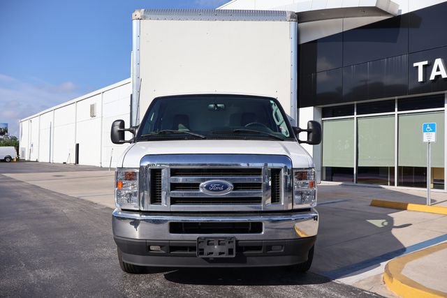 Used 2024 Ford E-450 and Econoline 450 Super Duty w/ Power Windows & Locks Group RWD image 2