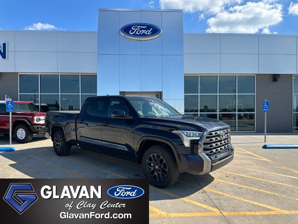 Used 2025 Toyota Tundra Platinum AWD/4WD image 1