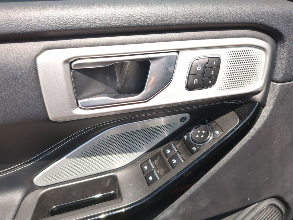 Used 2023 Ford Explorer ST w/ Equipment Group 401A image 20