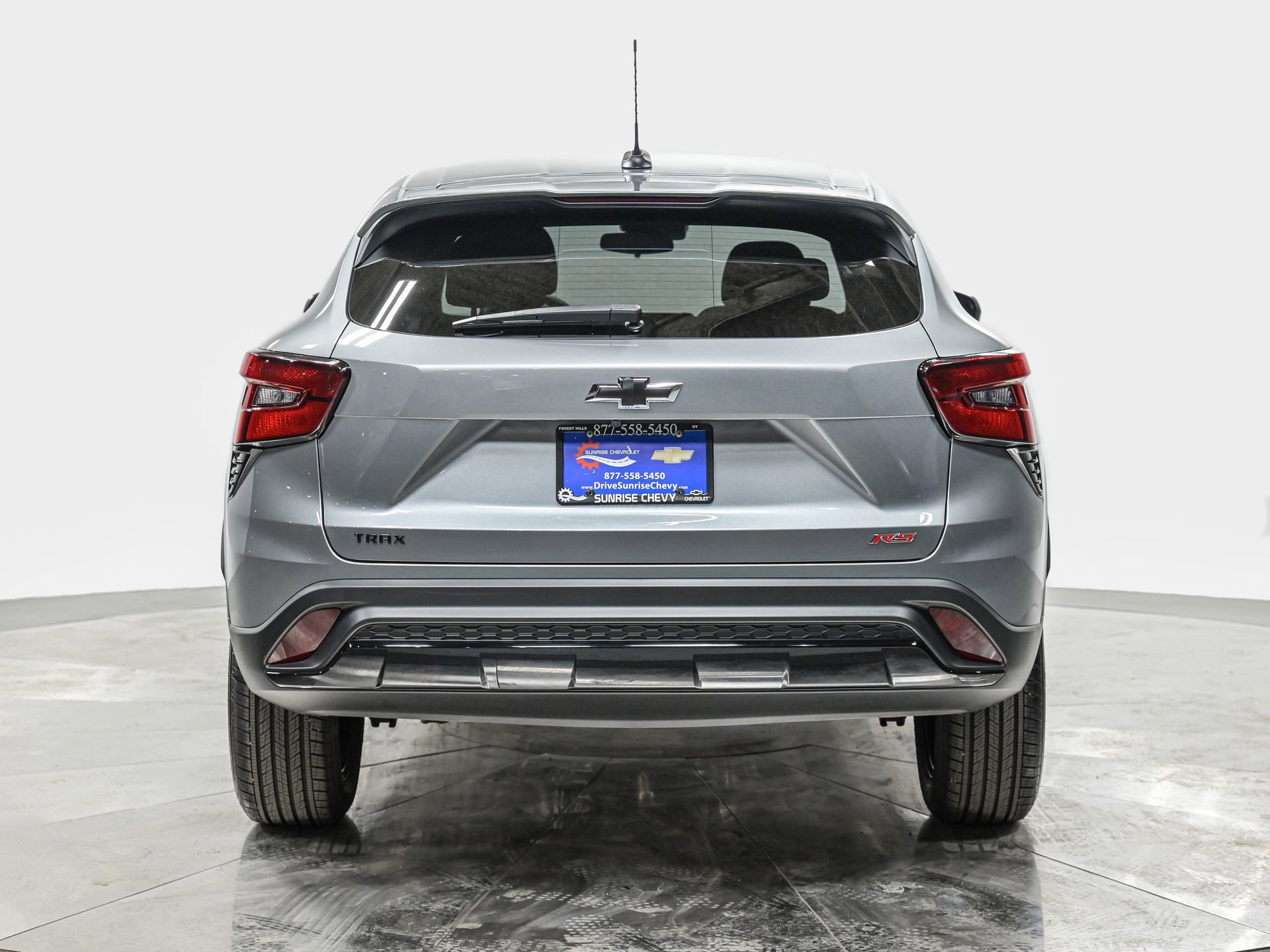 Used 2026 Chevrolet Trax RS FWD image 5