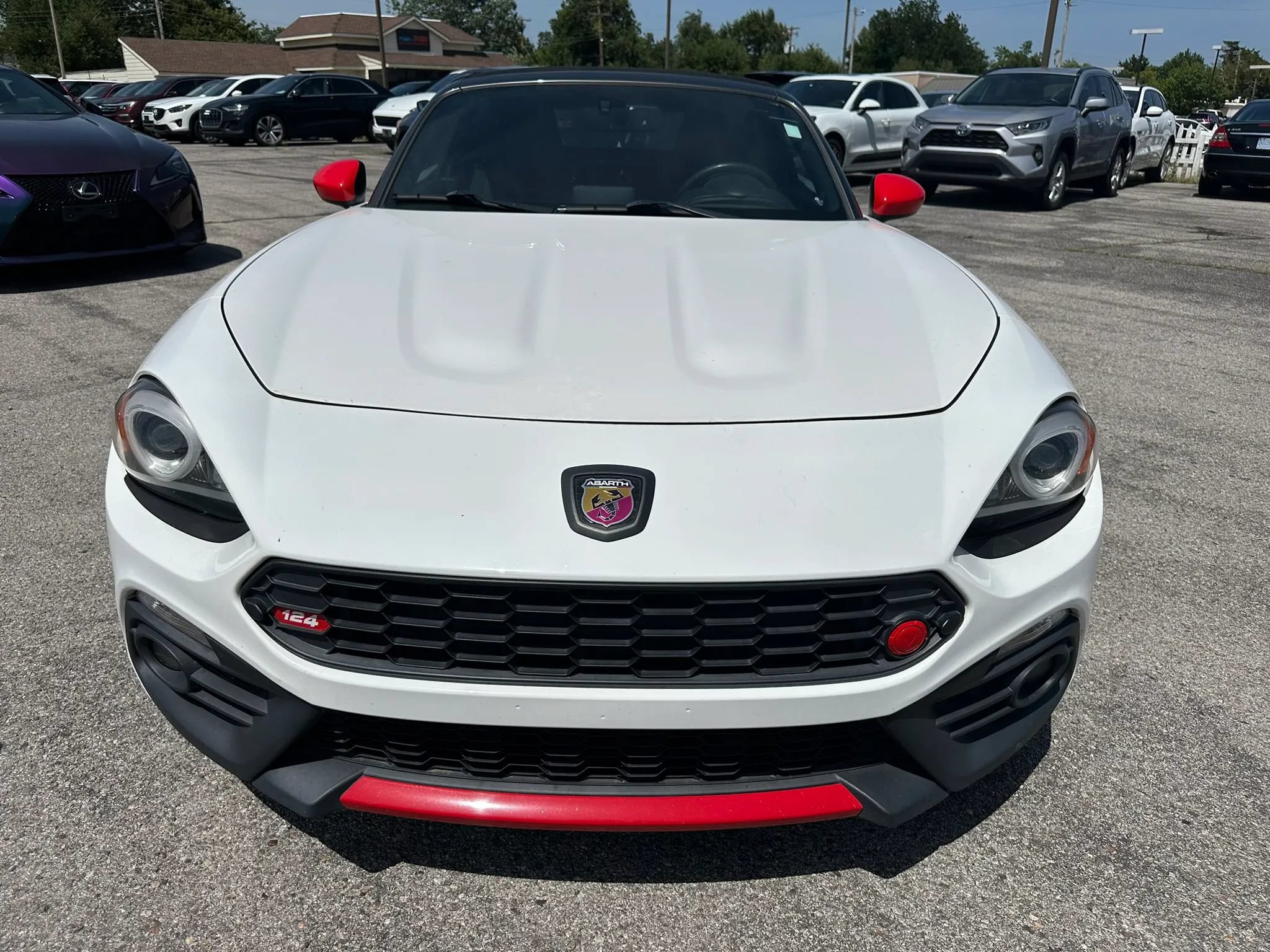 Used 2020 FIAT 124 Spider Abarth w/ Convenience Group RWD image 32