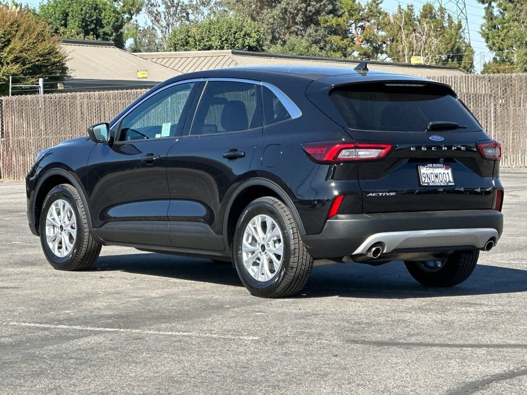 Certified 2024 Ford Escape Active FWD image 5