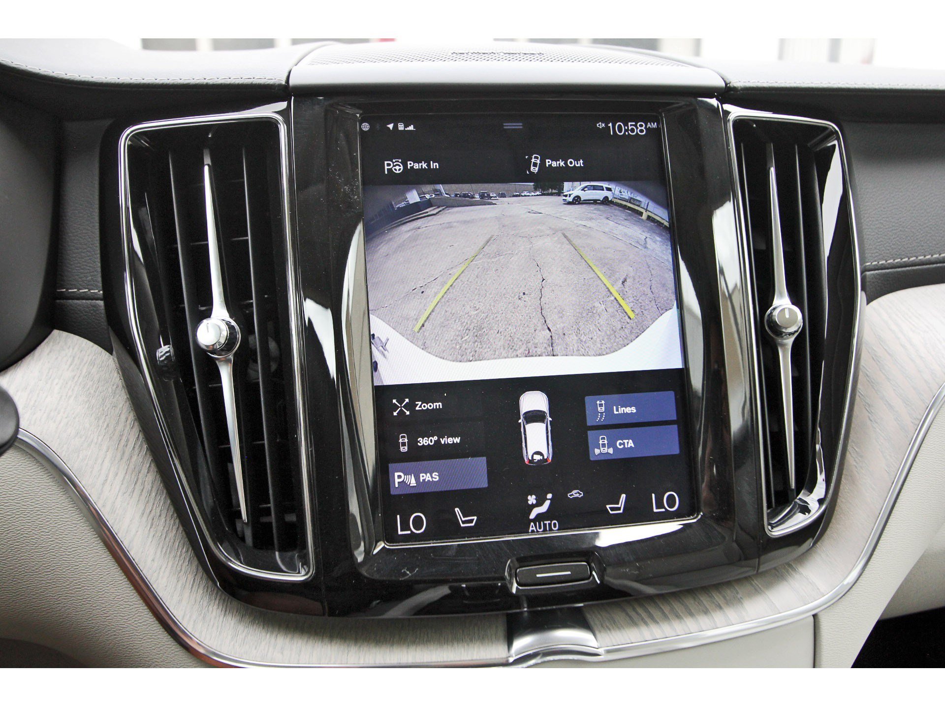 Used 2020 Volvo XC60 T6 Inscription AWD/4WD image 26