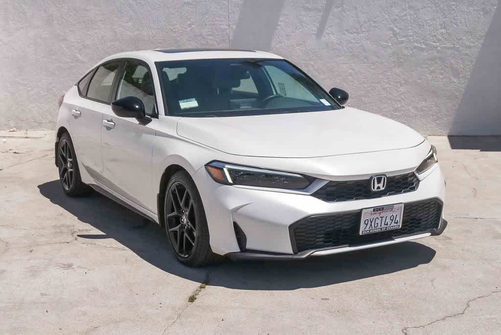 Used 2025 Honda Civic Sport image 3