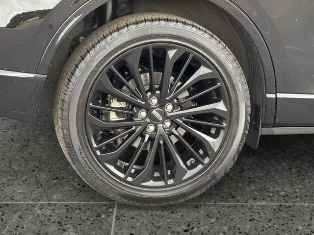 Used 2024 Lincoln Corsair AWD w/ Equipment Group 101A image 10